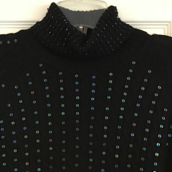 Black turtleneck sweater with sequins size S - Picture 2 of 7